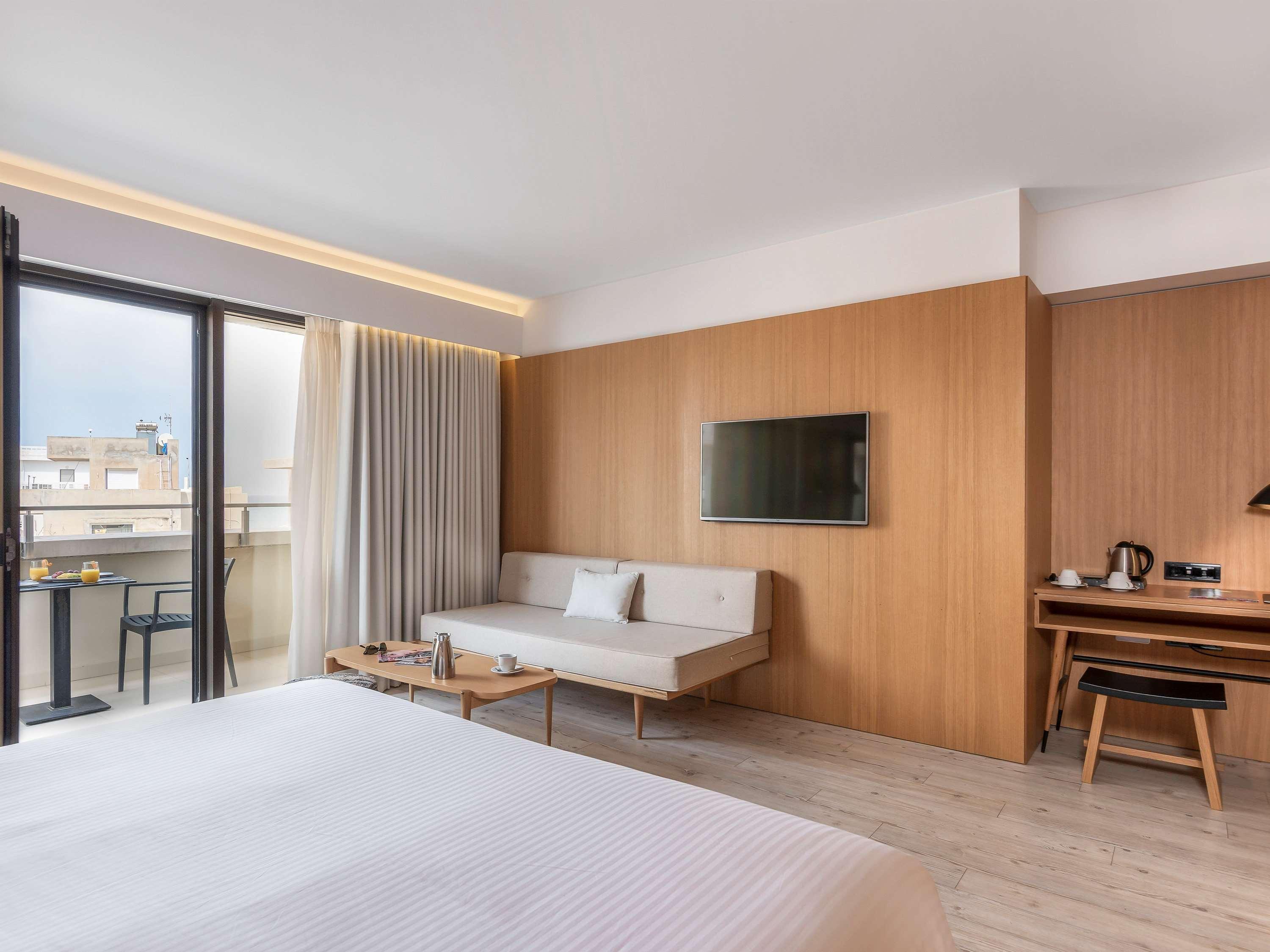 Ibis Styles 4*