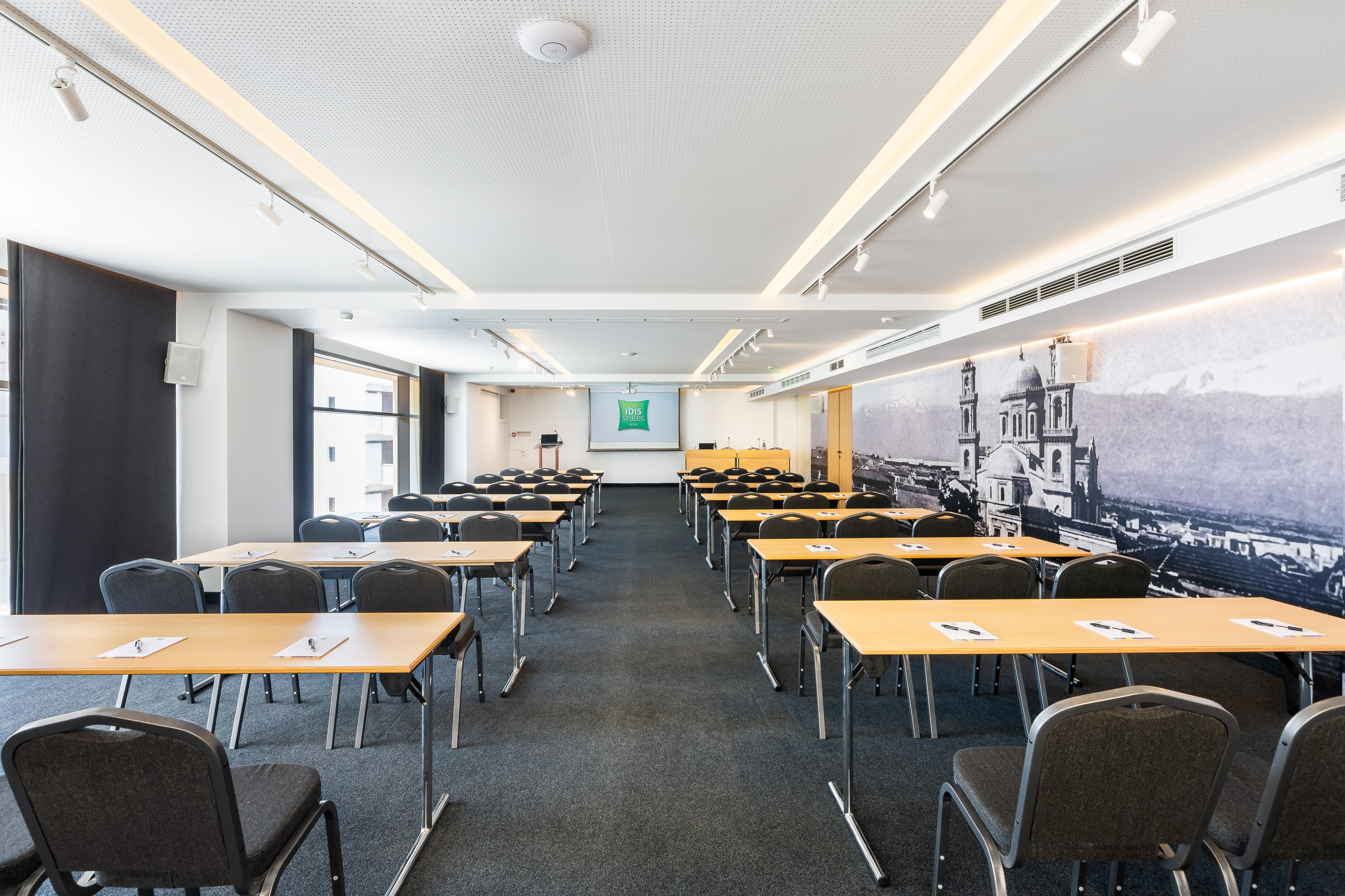 Ibis Styles Hotel 4*